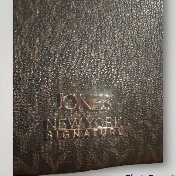 Jones New York Signature purse!! - Picture 4 of 6